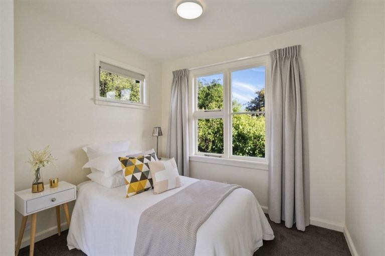 Photo of property in 15 Wairarapa Terrace, Merivale, Christchurch, 8014