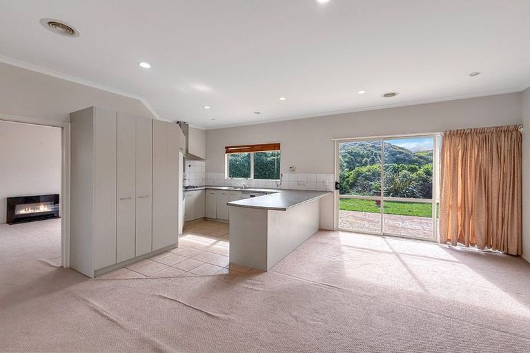 Photo of property in 107 Kentwood Drive, Woodridge, Wellington, 6037