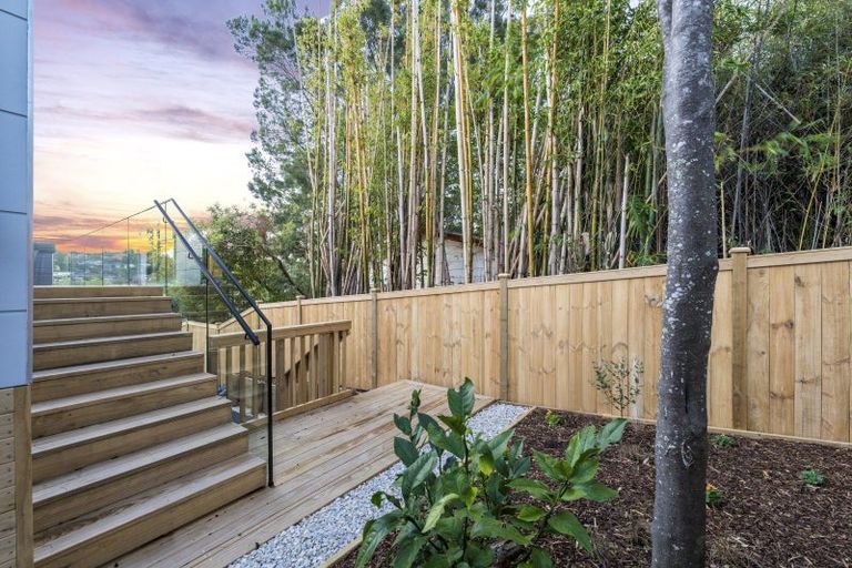 Photo of property in 70b Alexander Avenue, Torbay, Auckland, 0630