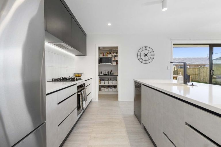 Photo of property in 27 Lockerbie Street, Morrinsville, 3300