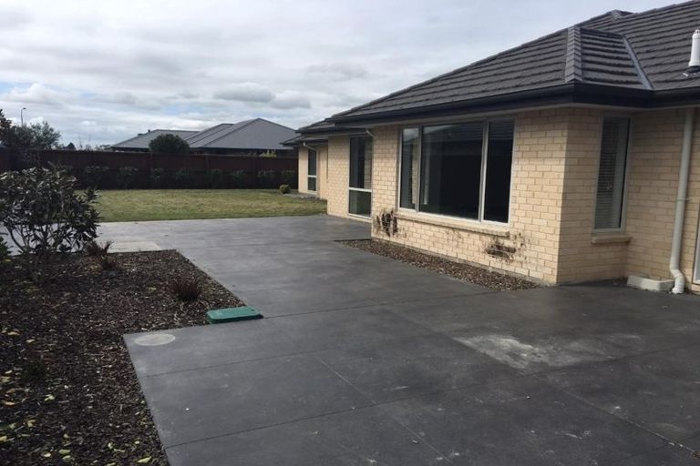 Photo of property in 6 Highworth Crescent, Rolleston, 7615