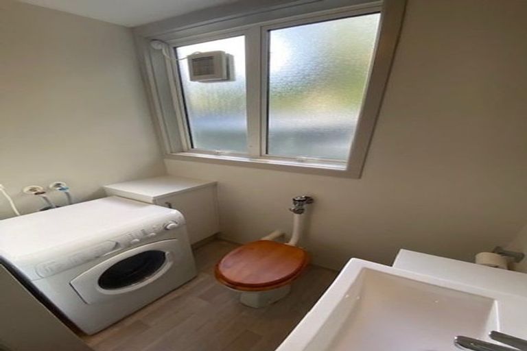 Photo of property in 2u1 Brooklyn Terrace, Brooklyn, Wellington, 6021