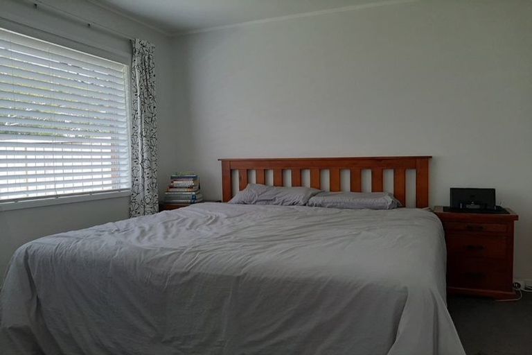 Photo of property in 1/61 Mcclintock Road, Massey, Auckland, 0614