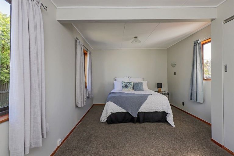 Photo of property in 31a Neeve Road, Taradale, Napier, 4112