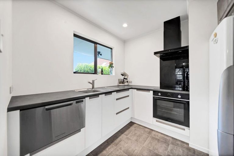 Photo of property in 2/464 Great South Road, Papatoetoe, Auckland, 2025
