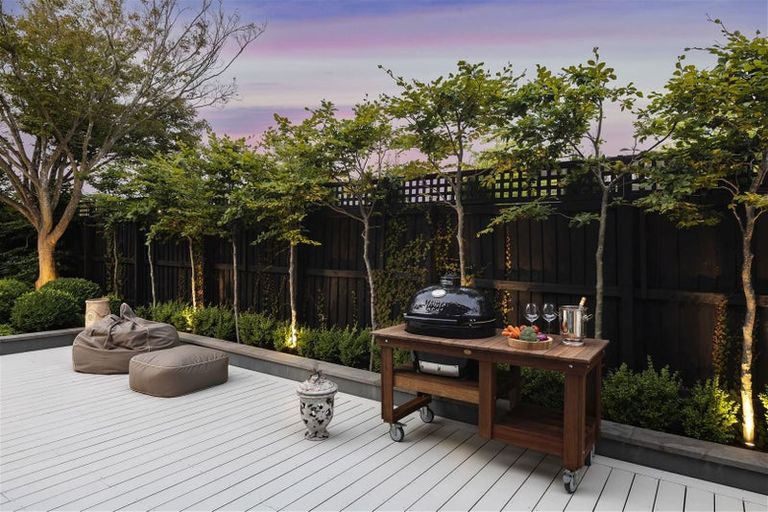 Photo of property in 205 Blighs Road, Strowan, Christchurch, 8052