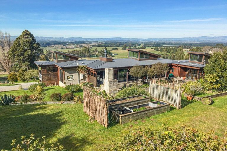 Photo of property in 113 Bucks Road, Tauwharenikau, Featherston, 5773