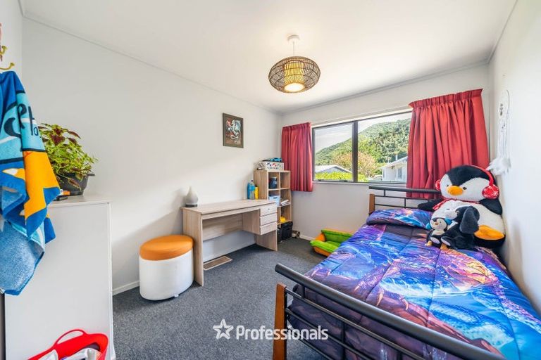 Photo of property in 3 Utah Grove, Totara Park, Upper Hutt, 5018