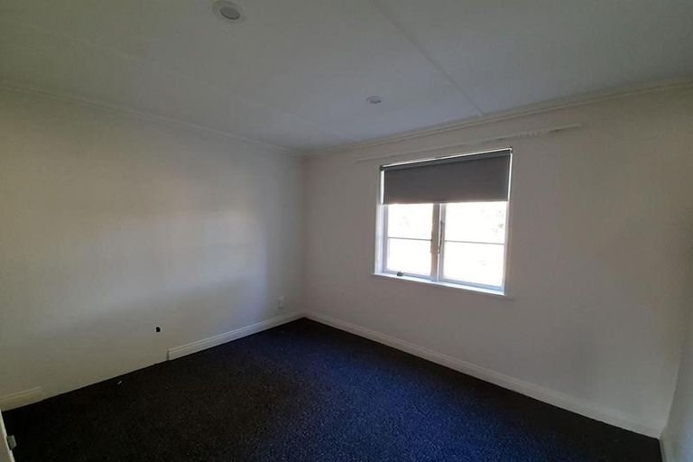 Photo of property in 24 Inglis Street, Birkenhead, Auckland, 0626