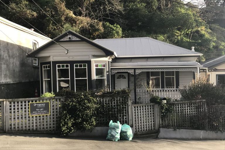 Photo of property in 22 Reuben Avenue, Brooklyn, Wellington, 6021