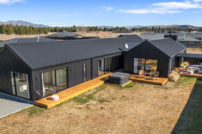 Photo of property in 15 Aoraki Crescent, Twizel, 7901