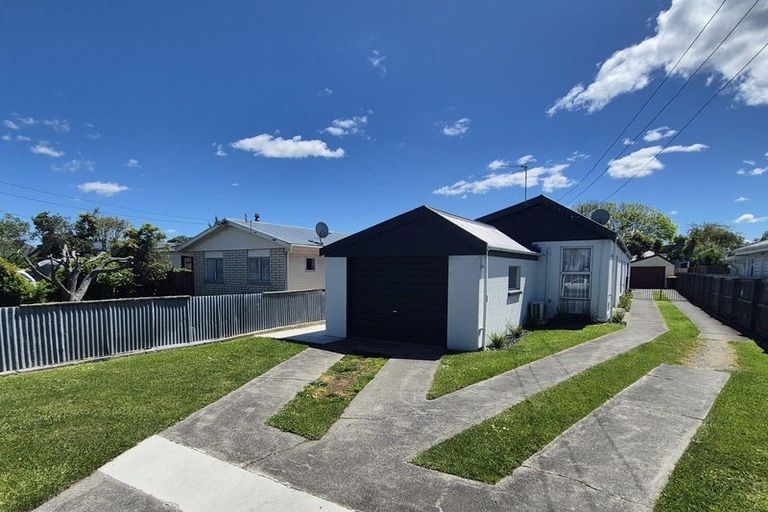 Photo of property in 24a Blake Street, New Brighton, Christchurch, 8061