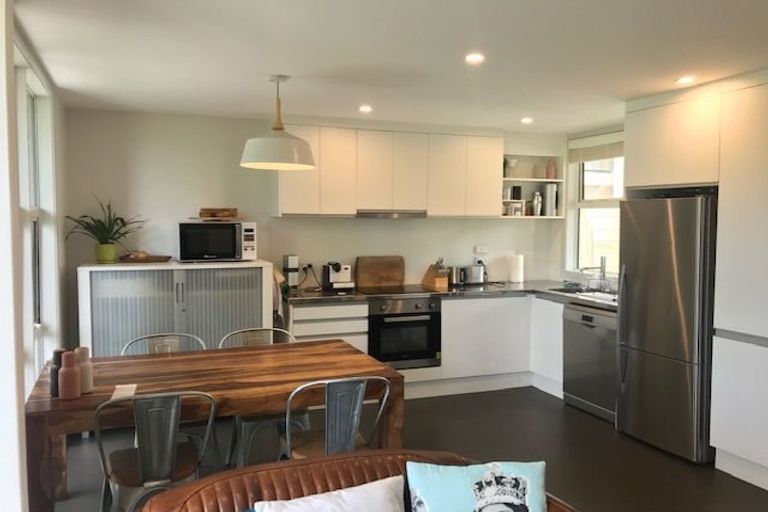 Photo of property in 46c Thompson Street, Mount Cook, Wellington, 6011