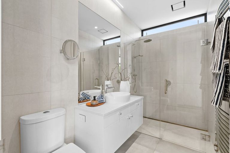 Photo of property in 57 Garden Road, Merivale, Christchurch, 8014