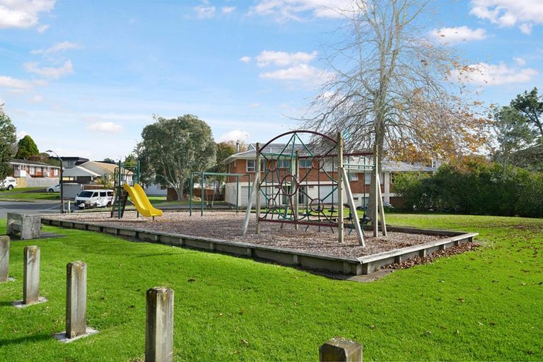 Photo of property in 3/24 Copley Street, New Lynn, Auckland, 0600