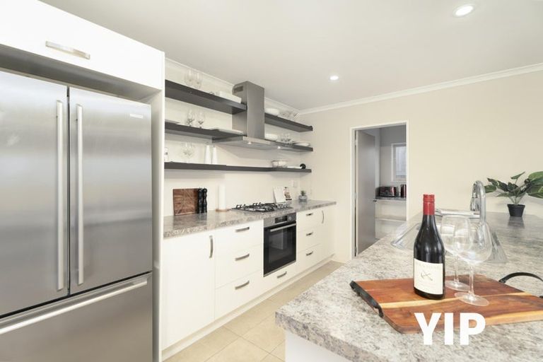 Photo of property in 38 Havana Rise, Grenada Village, Wellington, 6037