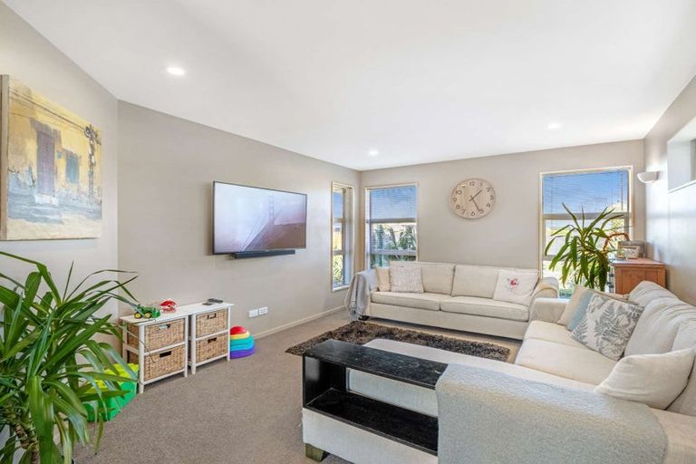 Photo of property in 8 Te Aika Street, Marshland, Christchurch, 8083