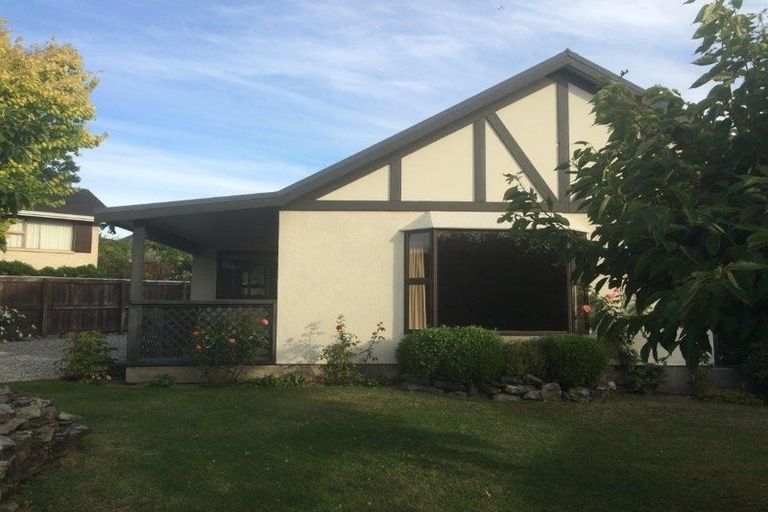 Photo of property in 64 Hunter Crescent, Wanaka, 9305