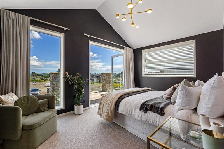 Photo of property in 2 Buddle Road, Paerata, 2124