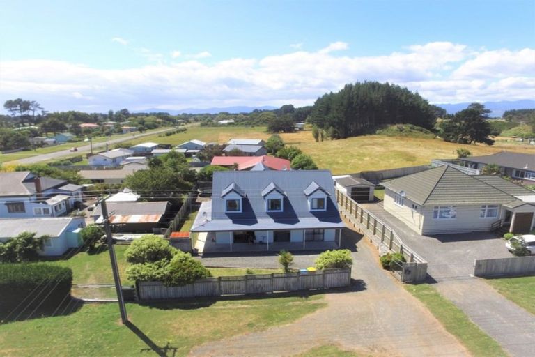 Photo of property in 4 Brown Street, Foxton, 4814
