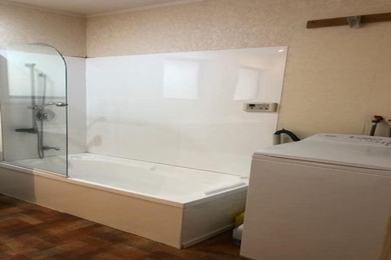 Photo of property in 45 Rosario Crescent, Red Beach, 0932