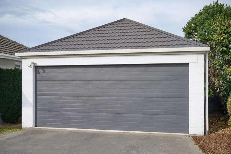Photo of property in 192 Avonhead Road, Avonhead, Christchurch, 8042