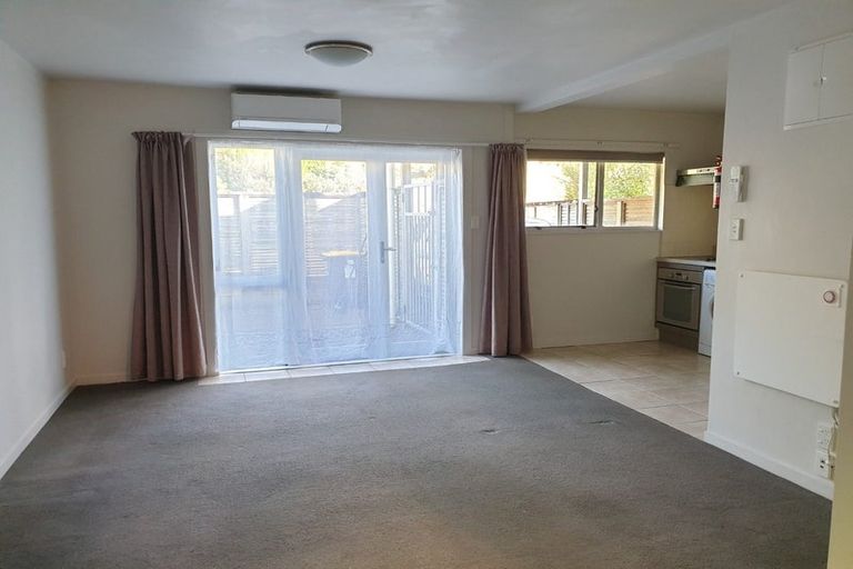 Photo of property in 126u7 Redwood Avenue, Tawa, Wellington, 5028