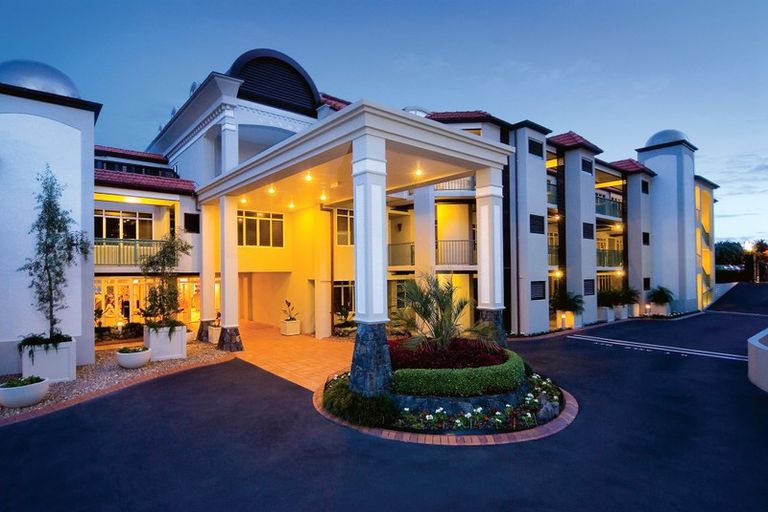 Photo of property in The Sands Apartments, 5/47 The Strand, Takapuna, Auckland, 0622
