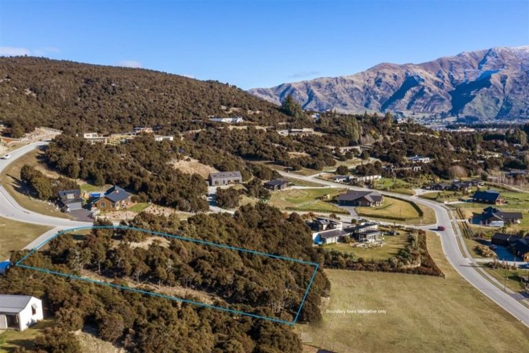 Photo of property in 3 Highfield Ridge, Wanaka, 9305