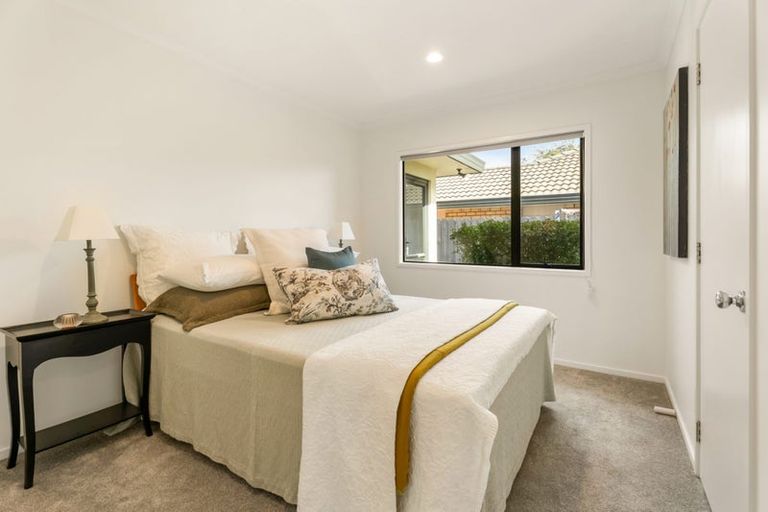 Photo of property in 7 Brittas Place, East Tamaki, Auckland, 2016