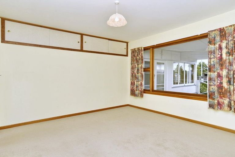 Photo of property in 560 Main North Road, Belfast, Christchurch, 8051