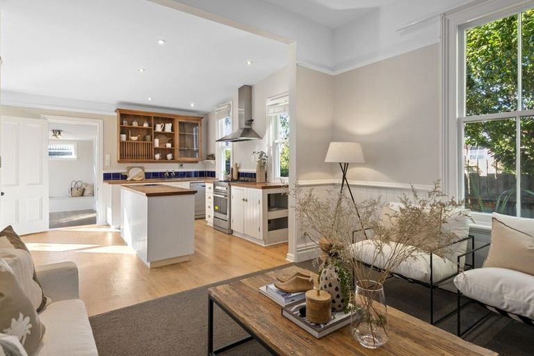 Photo of property in 112 Cranford Street, St Albans, Christchurch, 8014