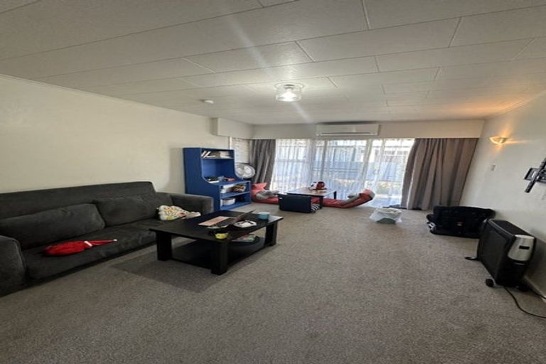 Photo of property in 1/3 Crichton Place, Taradale, Napier, 4112