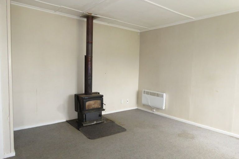 Photo of property in 16 Conlon Street, Reefton, 7830