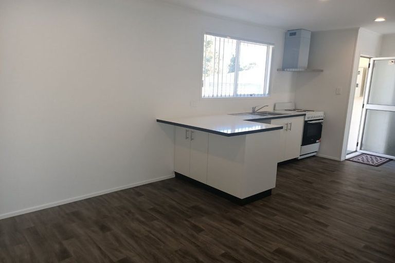 Photo of property in 14 Damson Place, Bucklands Beach, Auckland, 2012