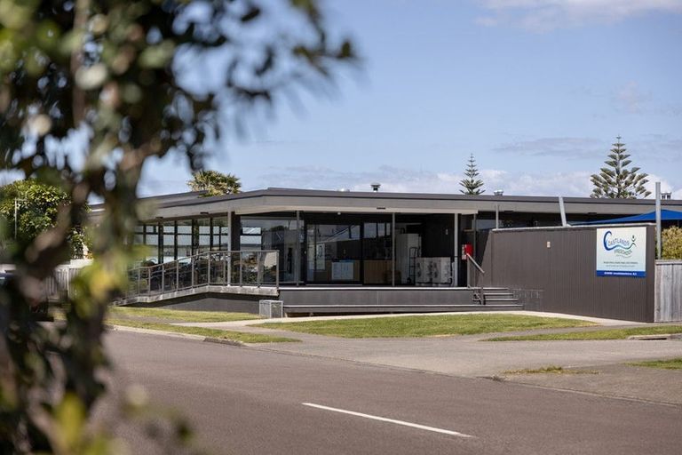 Photo of property in 19 Ocean View Road, Coastlands, Whakatane, 3120