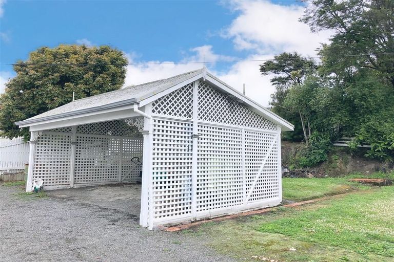 Photo of property in 11 Service Lane, Waipukurau, 4200