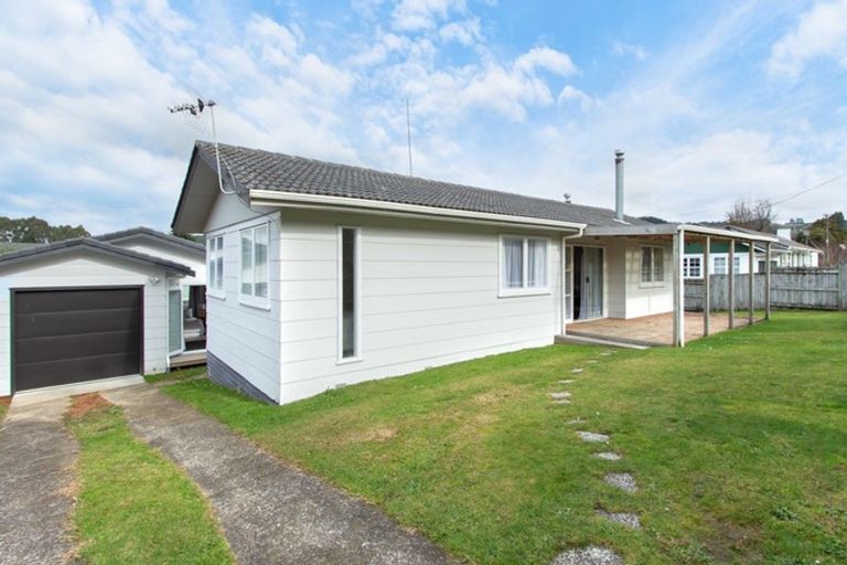 Photo of property in 18 Collie Drive, Pukehangi, Rotorua, 3015