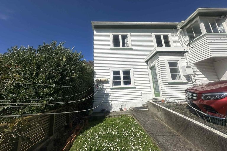 Photo of property in 237 Rintoul Street, Berhampore, Wellington, 6023