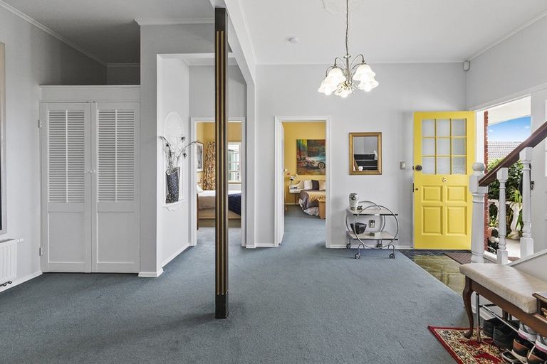 Photo of property in 8 Lethenty Way, Karori, Wellington, 6012