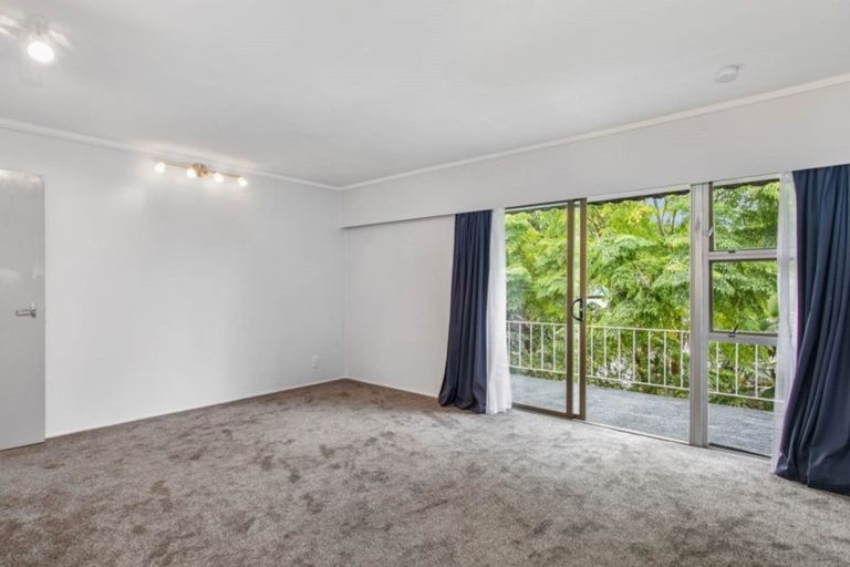 Photo of property in 10/126 Lynwood Road, New Lynn, Auckland, 0600