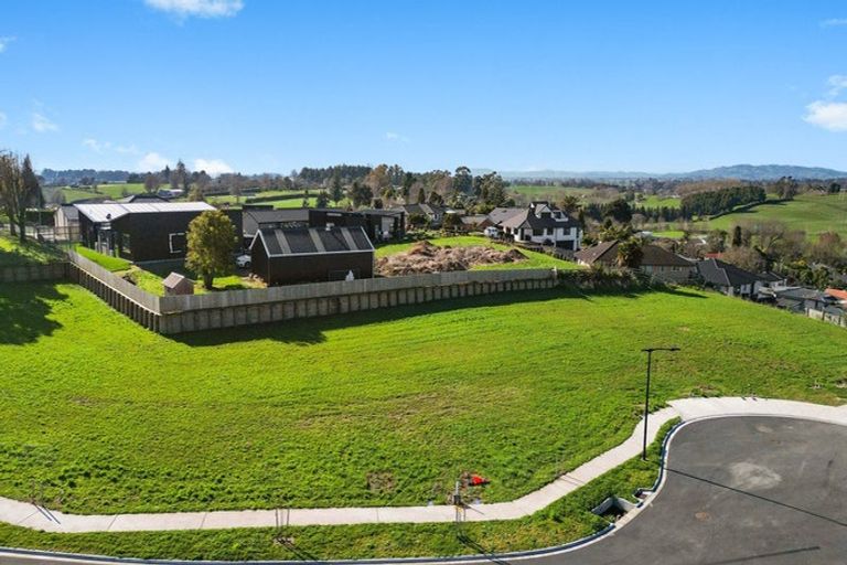 Photo of property in 116 Howden Drive, Jacks Point, Queenstown, 9371