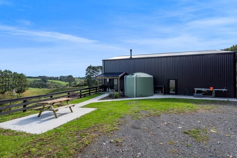 Photo of property in 402 Hursthouse Road, Tarurutangi, Inglewood, 4389
