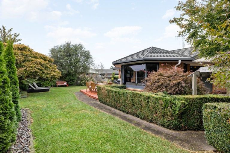 Photo of property in 19 Farnborough Drive, Nawton, Hamilton, 3200