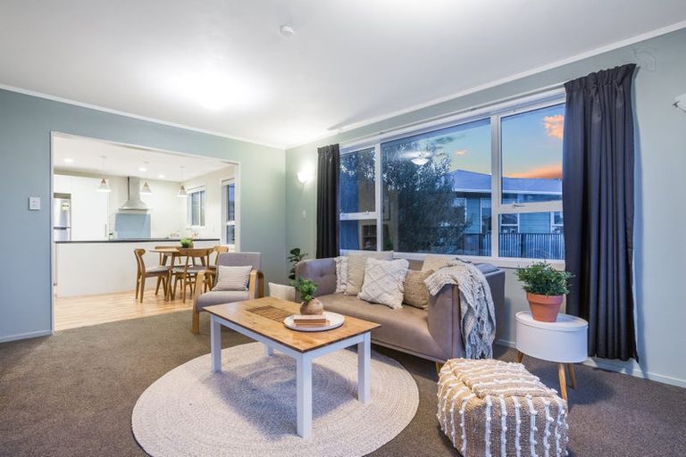 Photo of property in 8 Thimble Lane, Whitby, Porirua, 5024