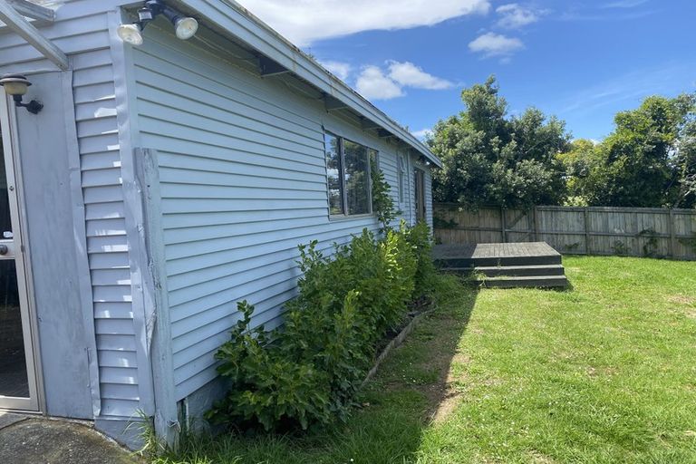 Photo of property in 95 Kervil Avenue, Te Atatu Peninsula, Auckland, 0610