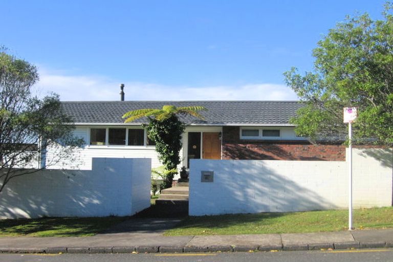 Photo of property in 13 Keegan Drive, Massey, Auckland, 0614