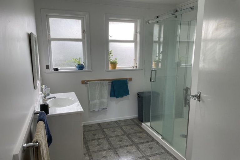 Photo of property in 1 Jarvis Place, Taradale, Napier, 4112