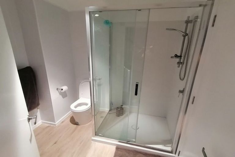 Photo of property in The Alex Apartments, 135u8a Hallenstein Street, Queenstown, 9300