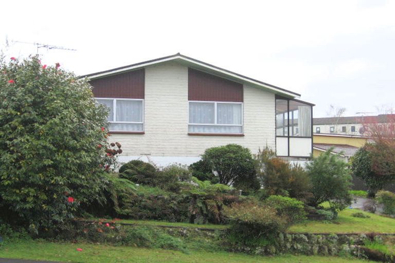 Photo of property in 32 Sunnyhills Avenue, Glenview, Hamilton, 3206